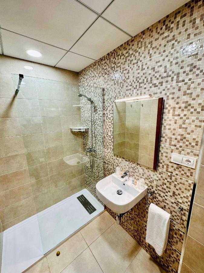 Hotel Tortosa Parc Extérieur photo